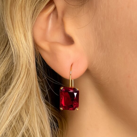 “Patricia” - Burgundy Gold Earrings ✨ - Picture 2 of 3